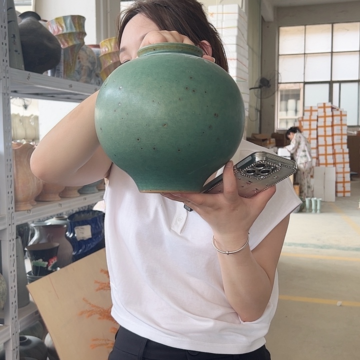 景德镇陶瓷高温花瓶106