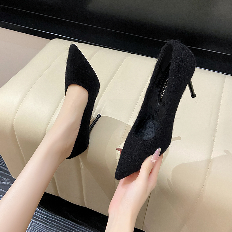 爆款性感洋气黑色马毛尖头红底高跟鞋女2025秋冬潮流百搭气质单鞋