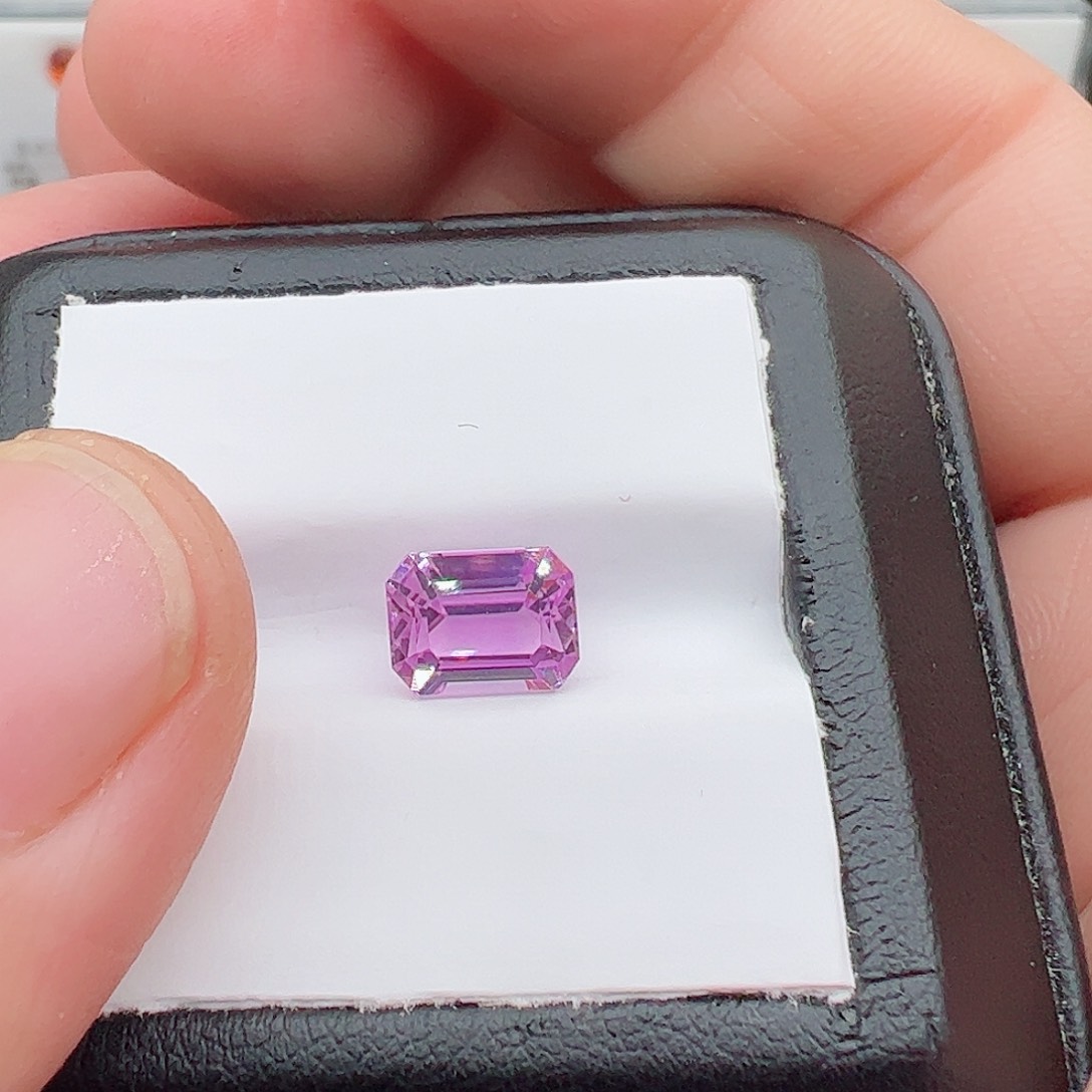 锂辉石3.12克拉紫锂辉裸石未镶嵌