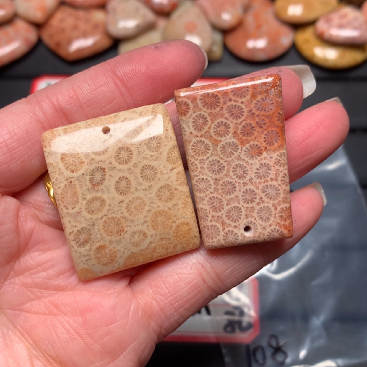 【闪购商品】硅化玉颈饰未镶嵌葫*娃