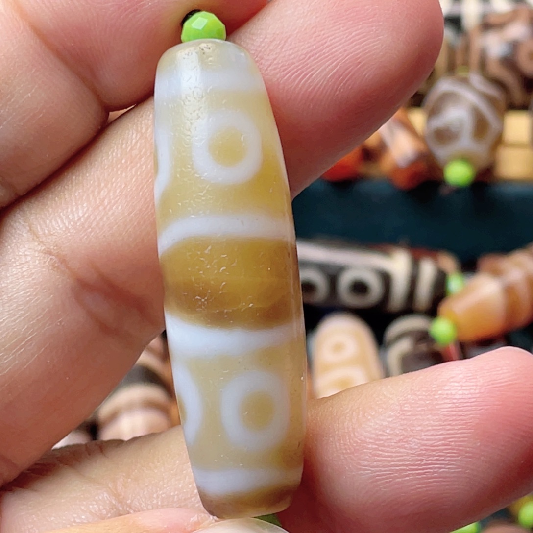 玛瑙/玉髓未镶嵌颈饰小卢随形八