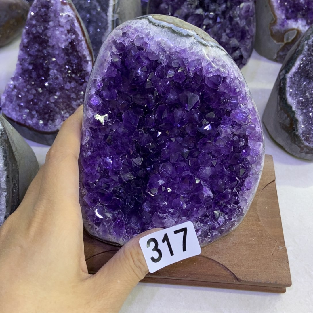 紫晶大型摆件（非配饰）未镶嵌