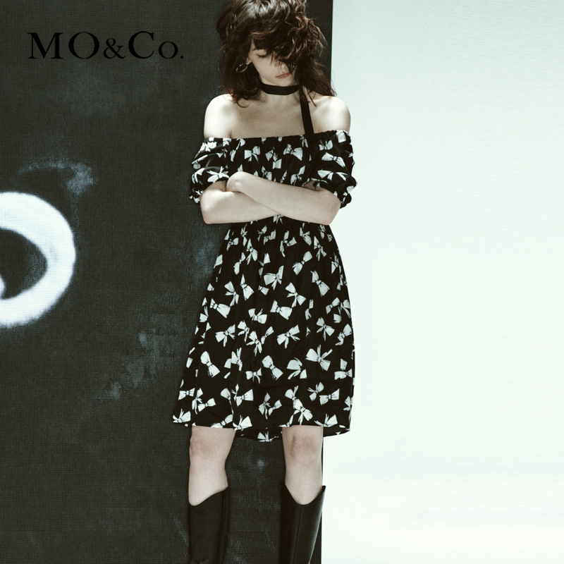 【赵老板专属】MOCO夏桑蚕丝混纺蝴蝶结露背泡泡袖连衣裙MBC2DRS069