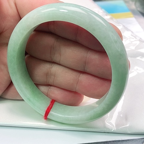 翡翠手镯未镶嵌0008号