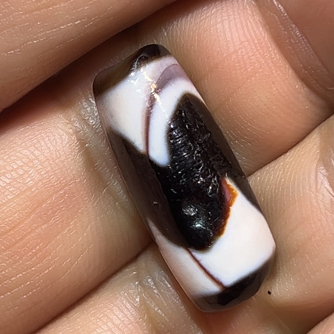 刘***）玛瑙/玉髓未镶嵌颈饰