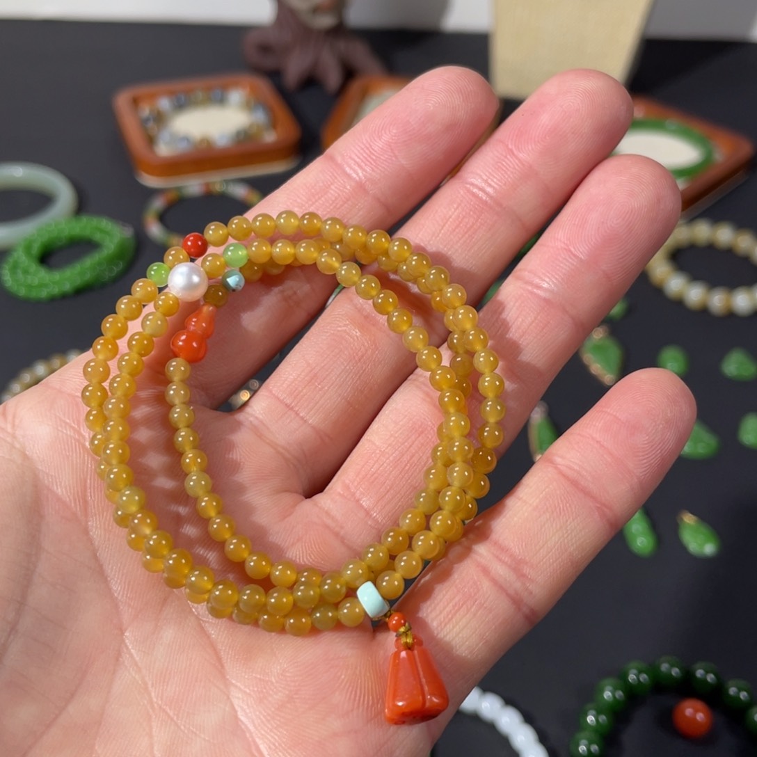 和田玉颈饰未镶嵌