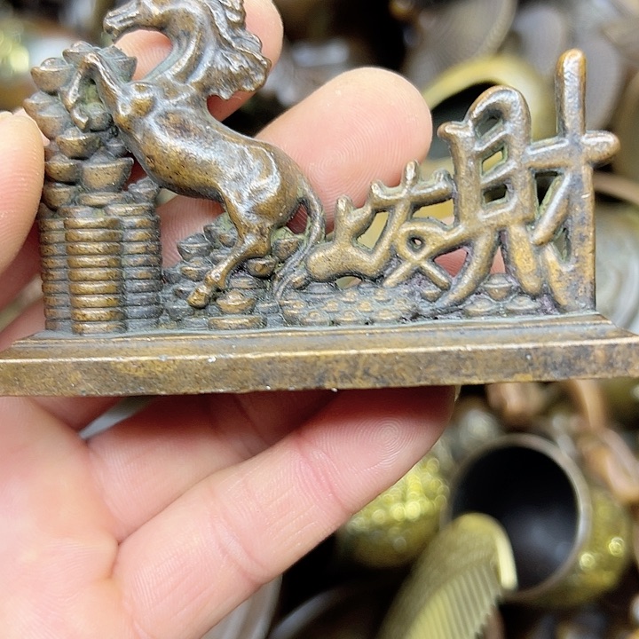 专属定制精美铜摆件