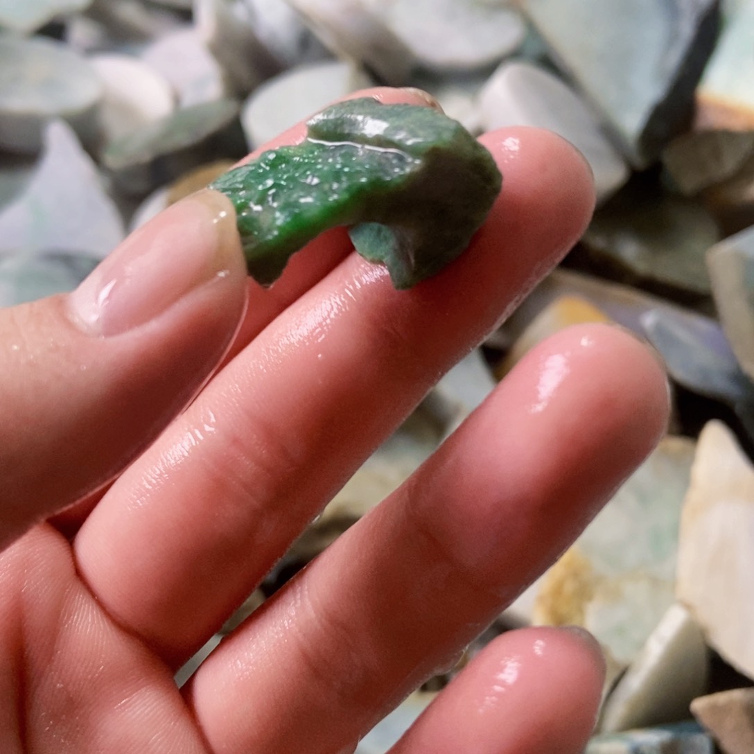 翡翠未镶嵌颈饰天然翡翠