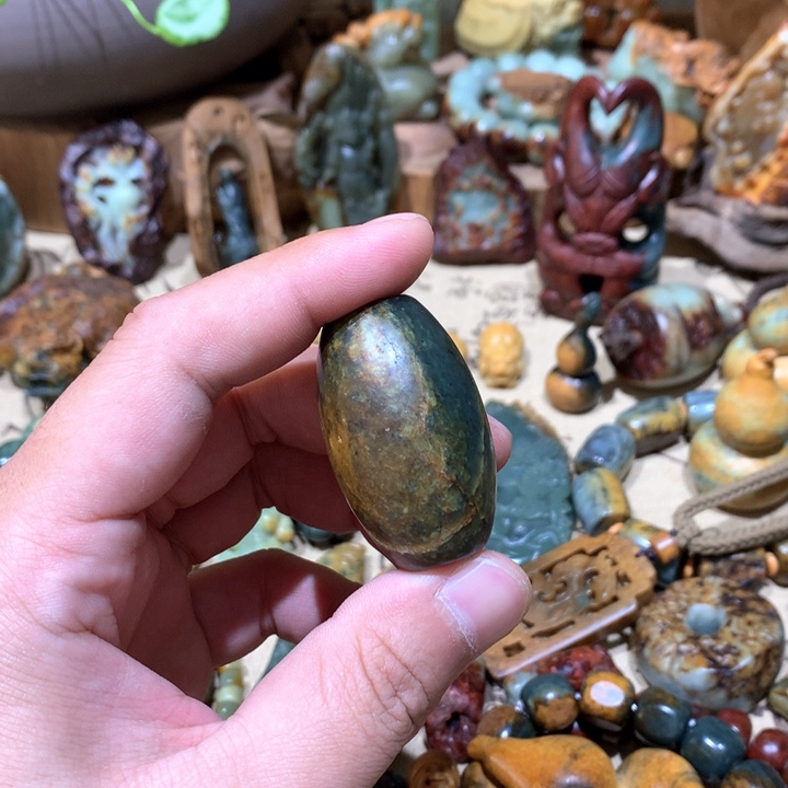 岫岩河磨玉（透闪石质玉）挂件未镶嵌