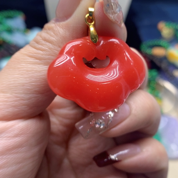 翡翠颈饰未镶嵌吊坠