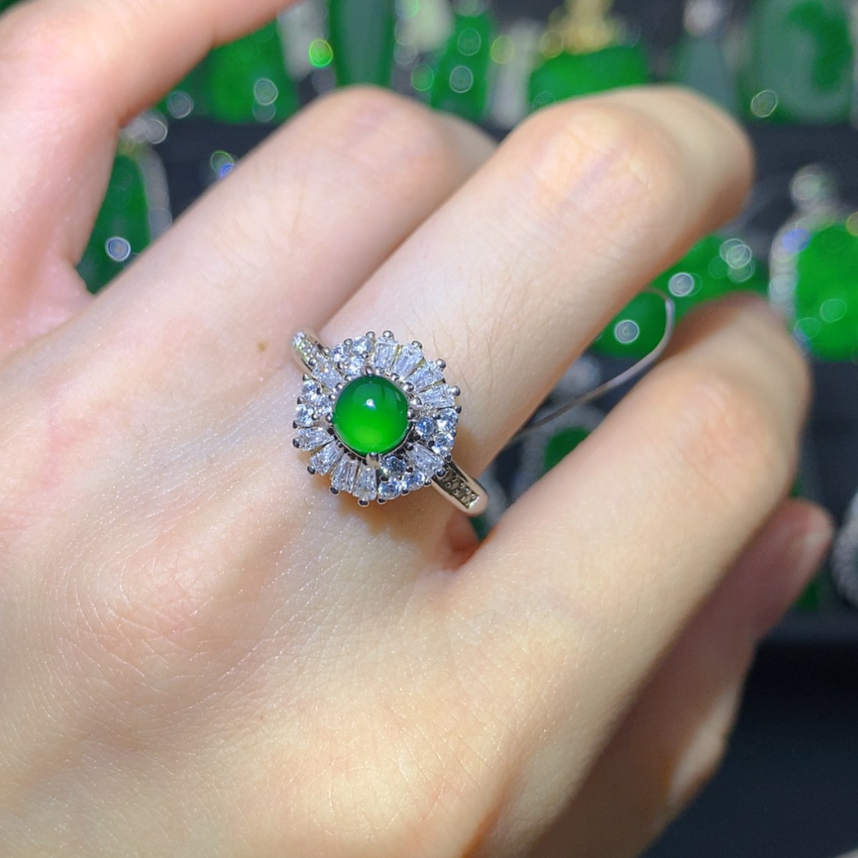 【闪购商品】翡翠戒指银S925镶嵌1111111