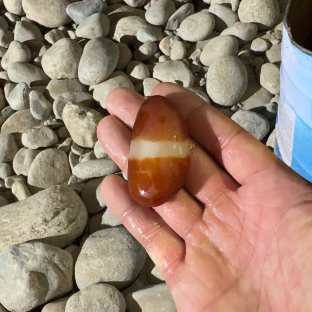 精品无镶嵌小吊坠