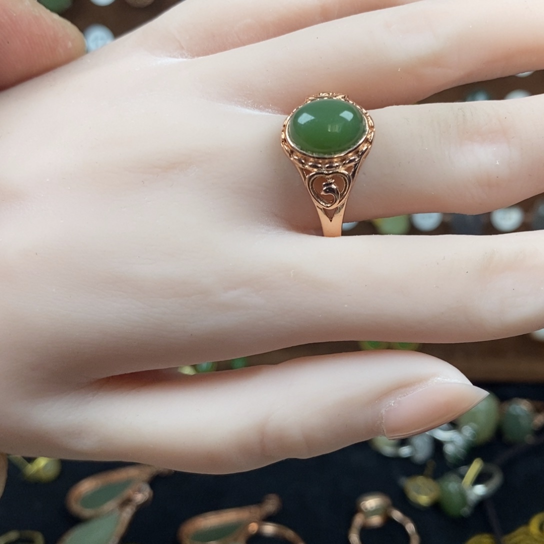 和田玉（碧玉）戒指合金