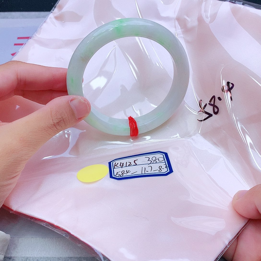 未镶嵌手镯翡翠翡翠