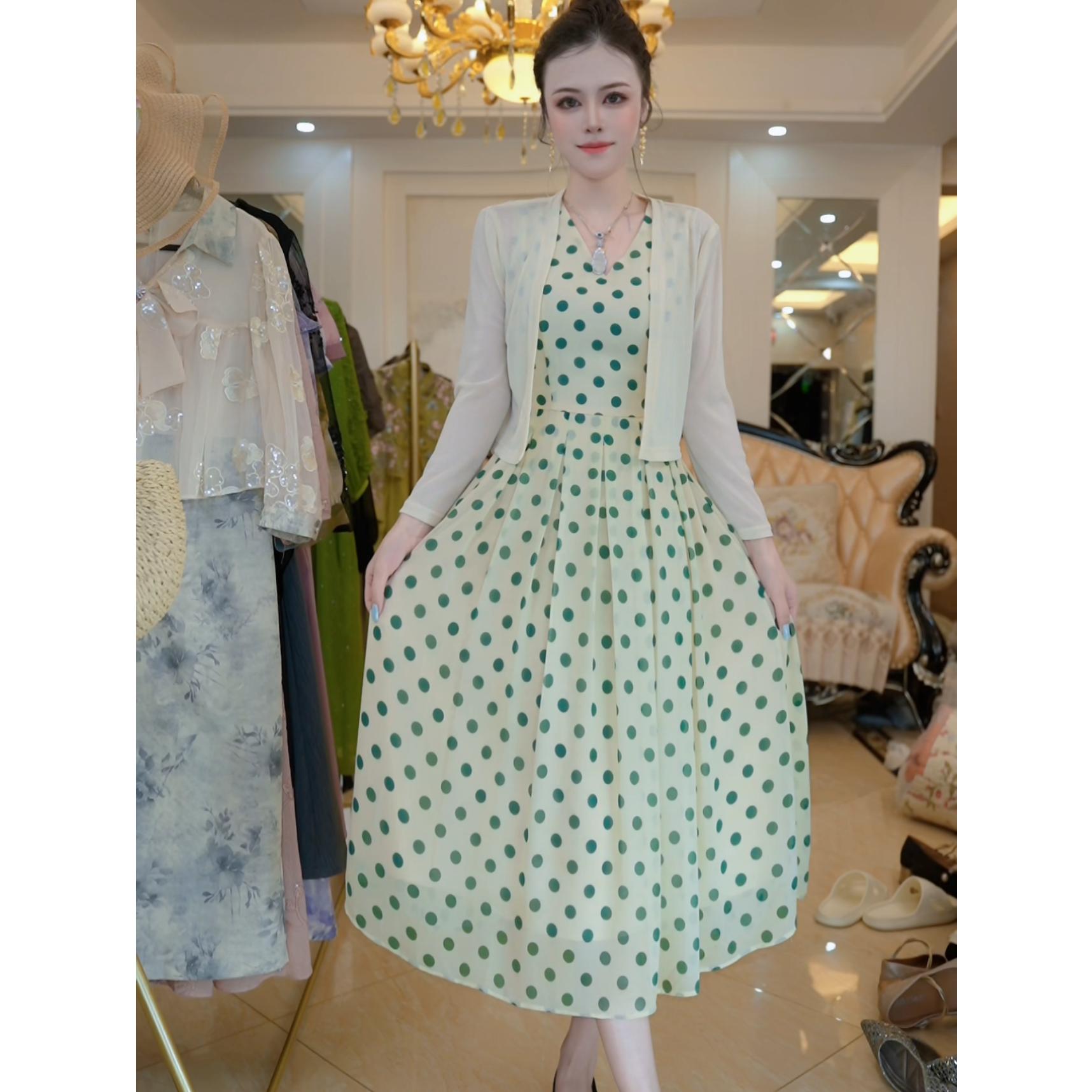 时尚波点连衣裙套装春气质显瘦两件套背心裙子3411