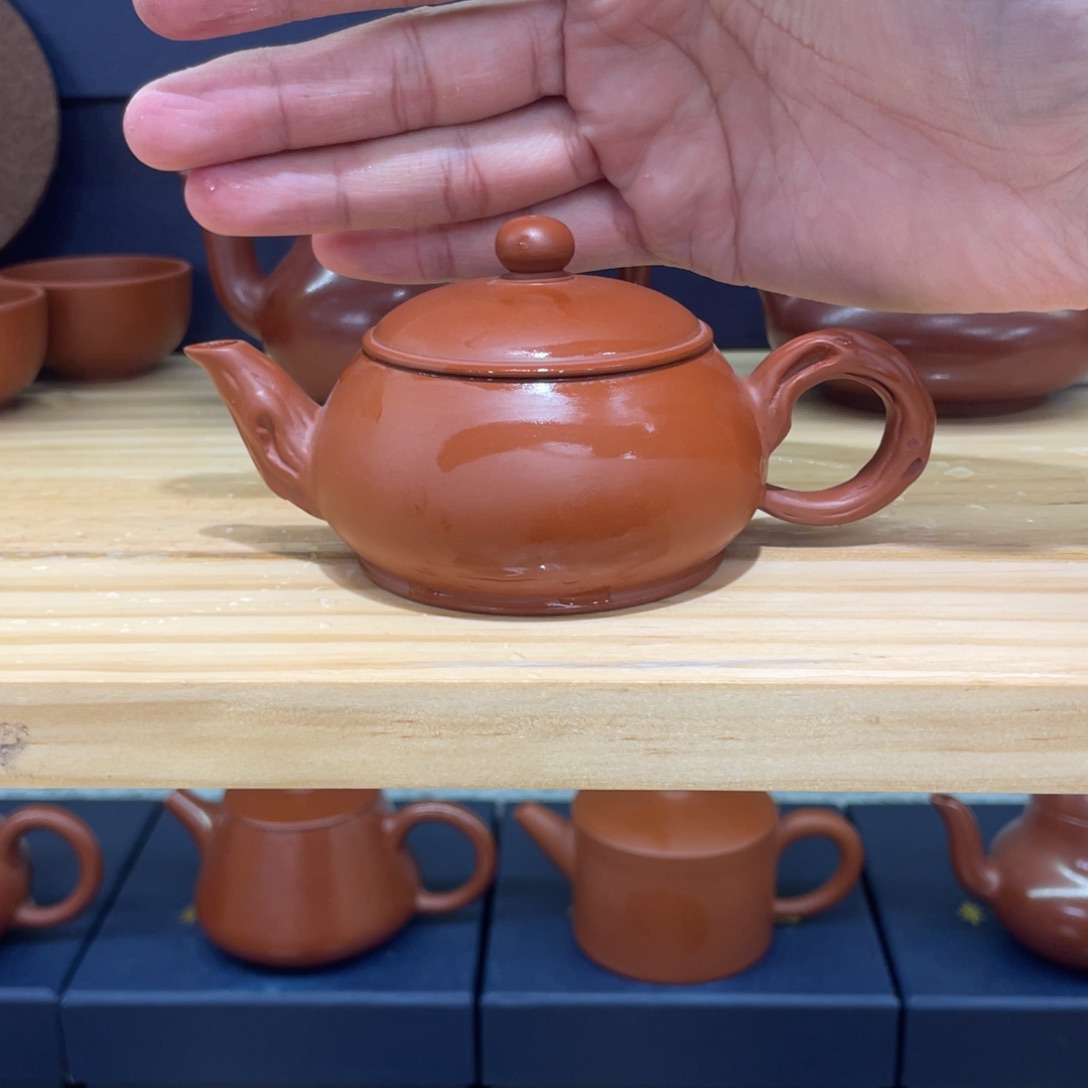 蜗*。明炉花器105毫升，全品一套