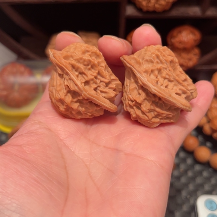 文玩核桃把件小鸟