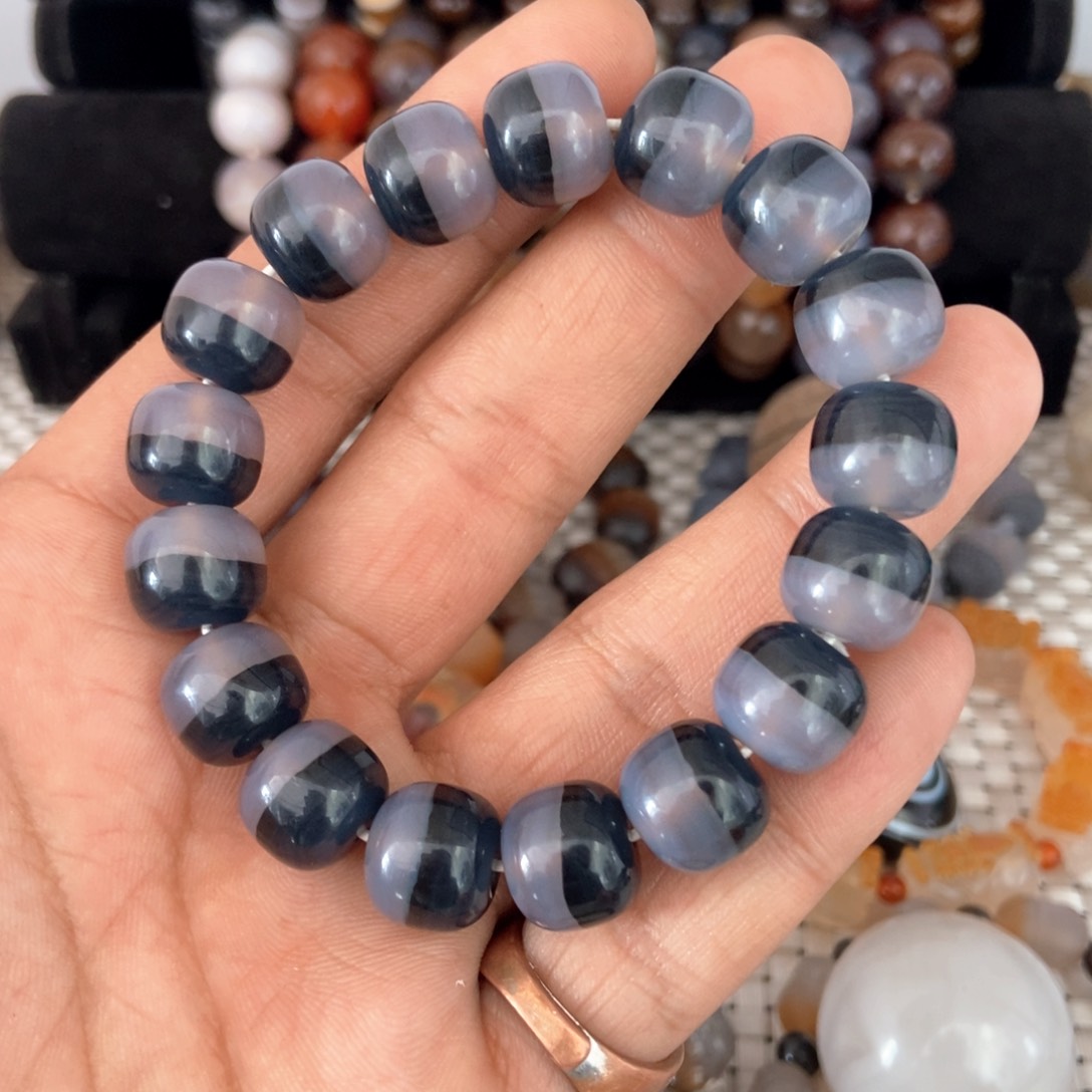 玛瑙/玉髓手串未镶嵌