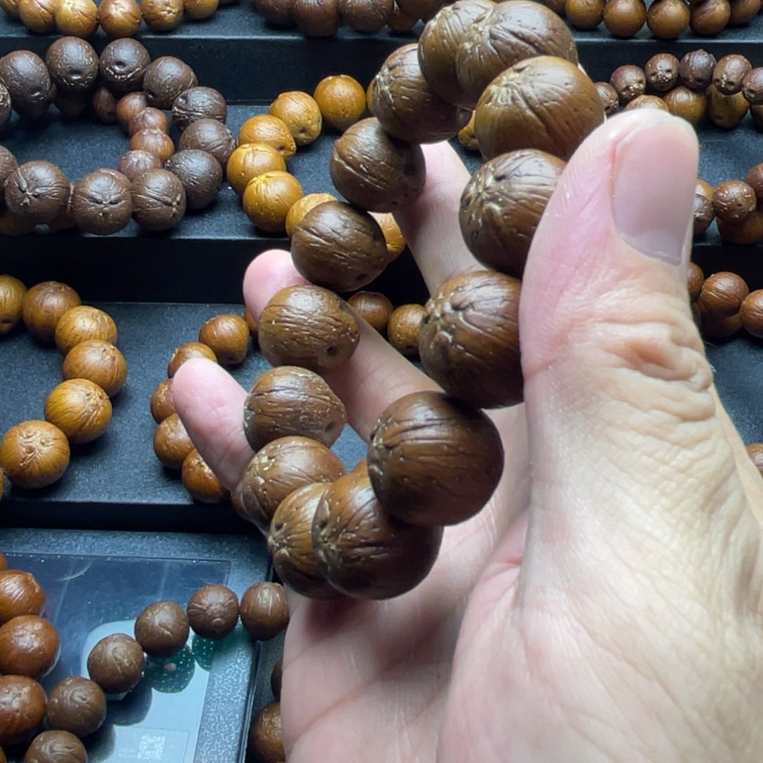 紫金鼠手串17尺寸正圆