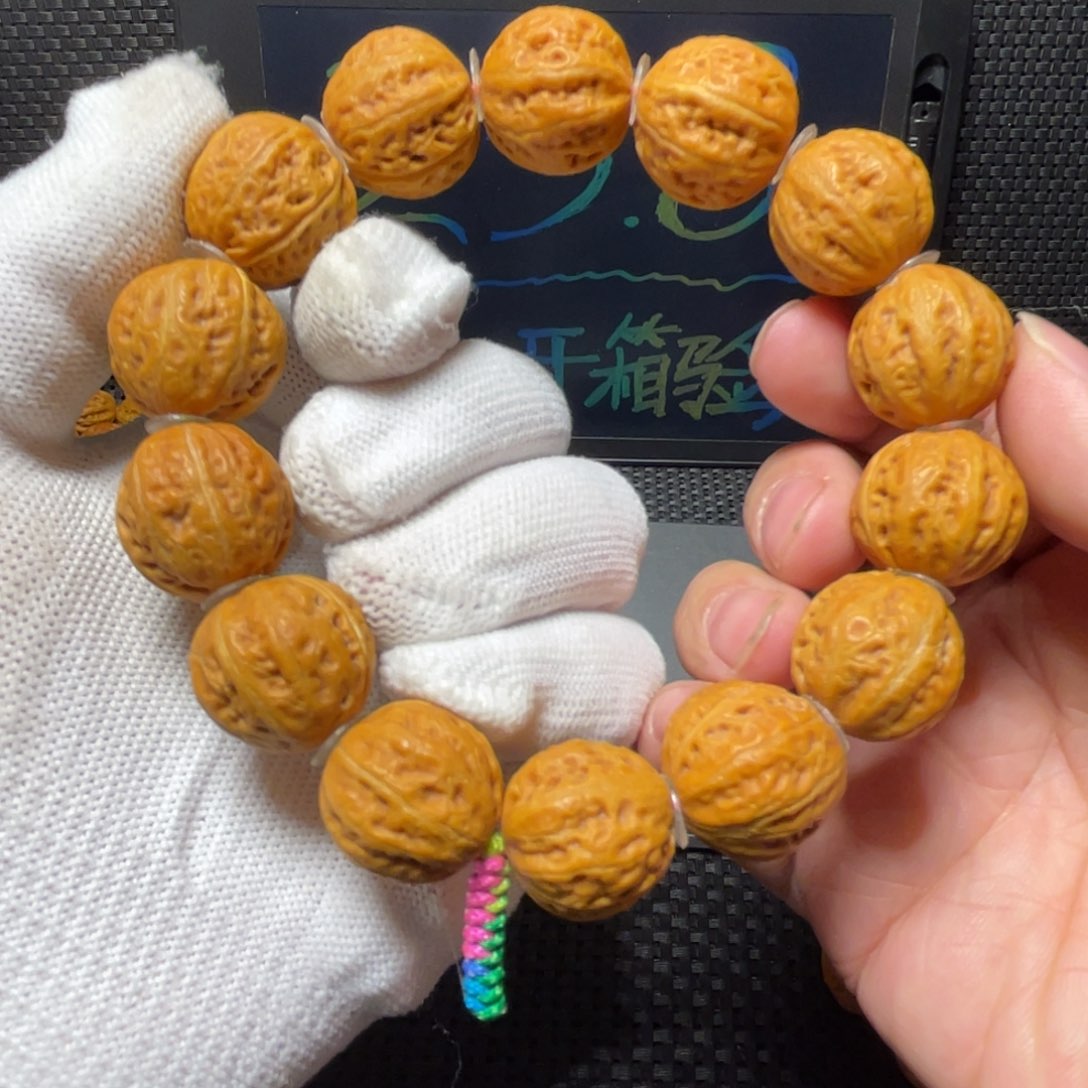 文玩核桃手串龙珠19