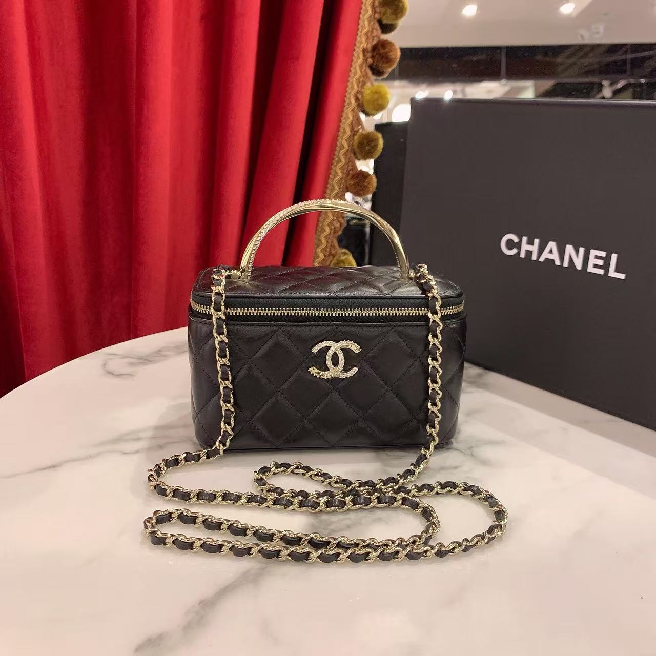 99新 Chanel/香奈儿 GGS香奈儿24k手柄长盒子包黑金羊18479042