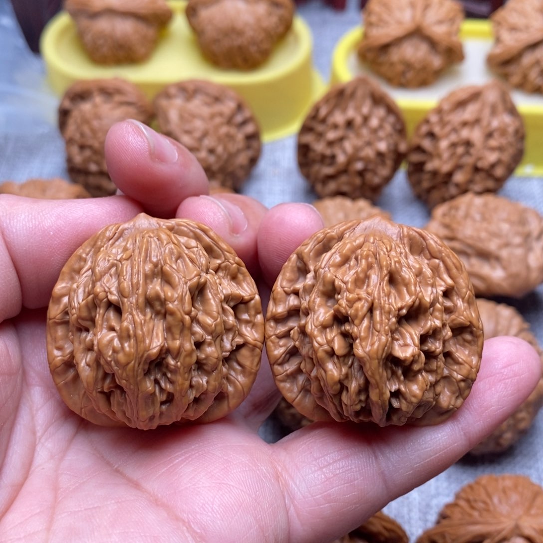 文玩核桃把件37全品麦穗虎头