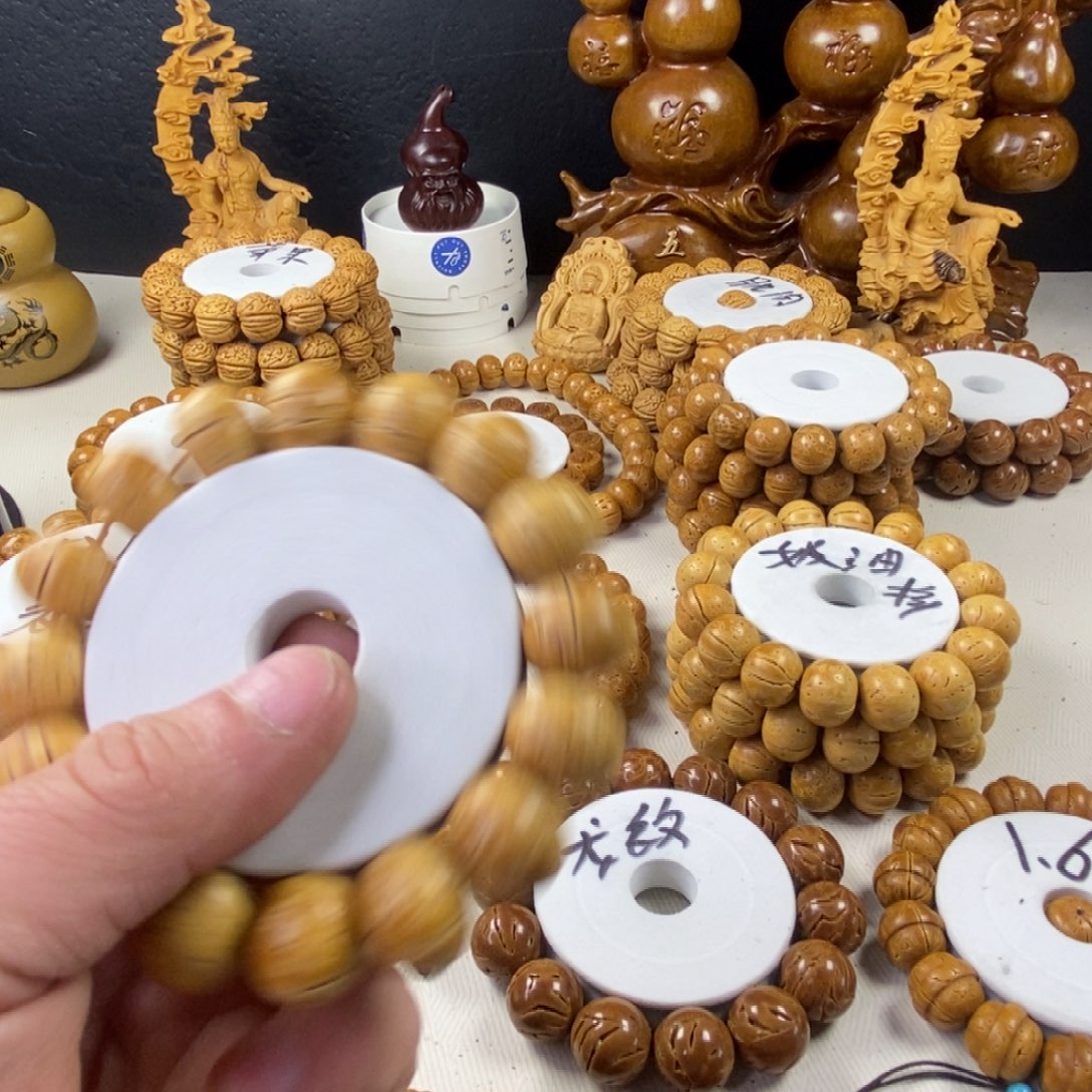 L***°桃核手串桃核手串制作