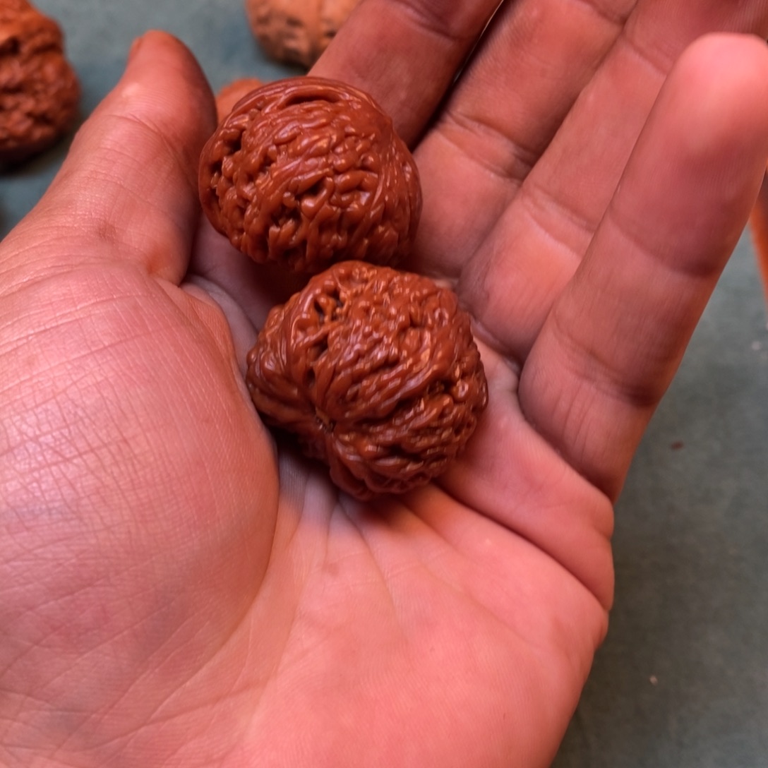 小***糖吊坠桃核1111111111