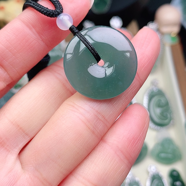 颈饰银S925镶嵌翡翠吊坠