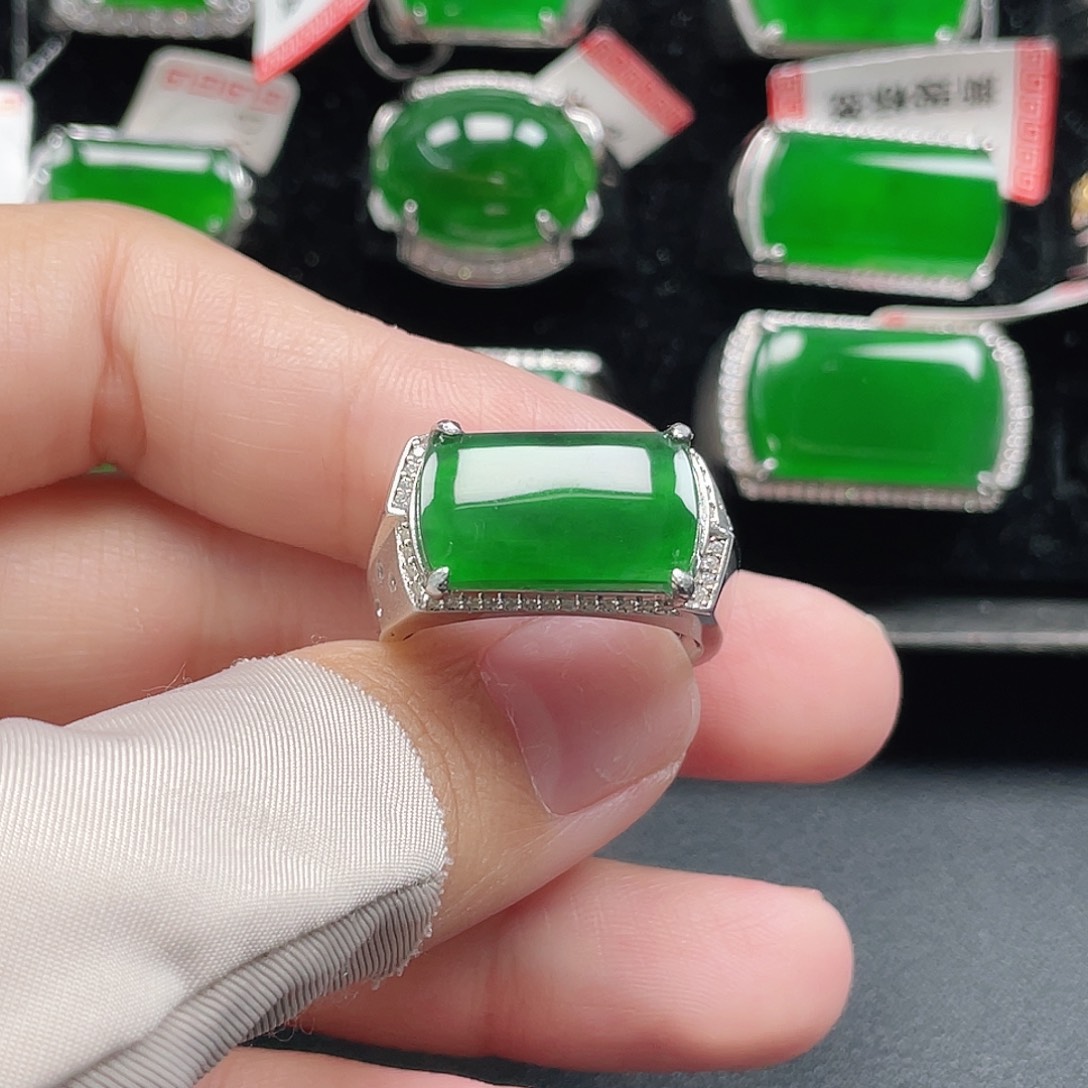 翡翠银S925镶嵌戒指天然A货翡翠没运费险4027