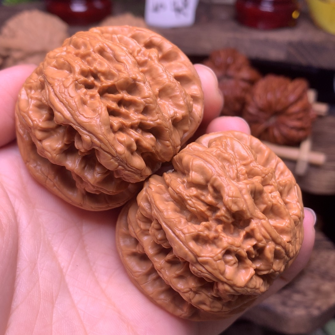 姚****文玩核桃吊坠49粗筋