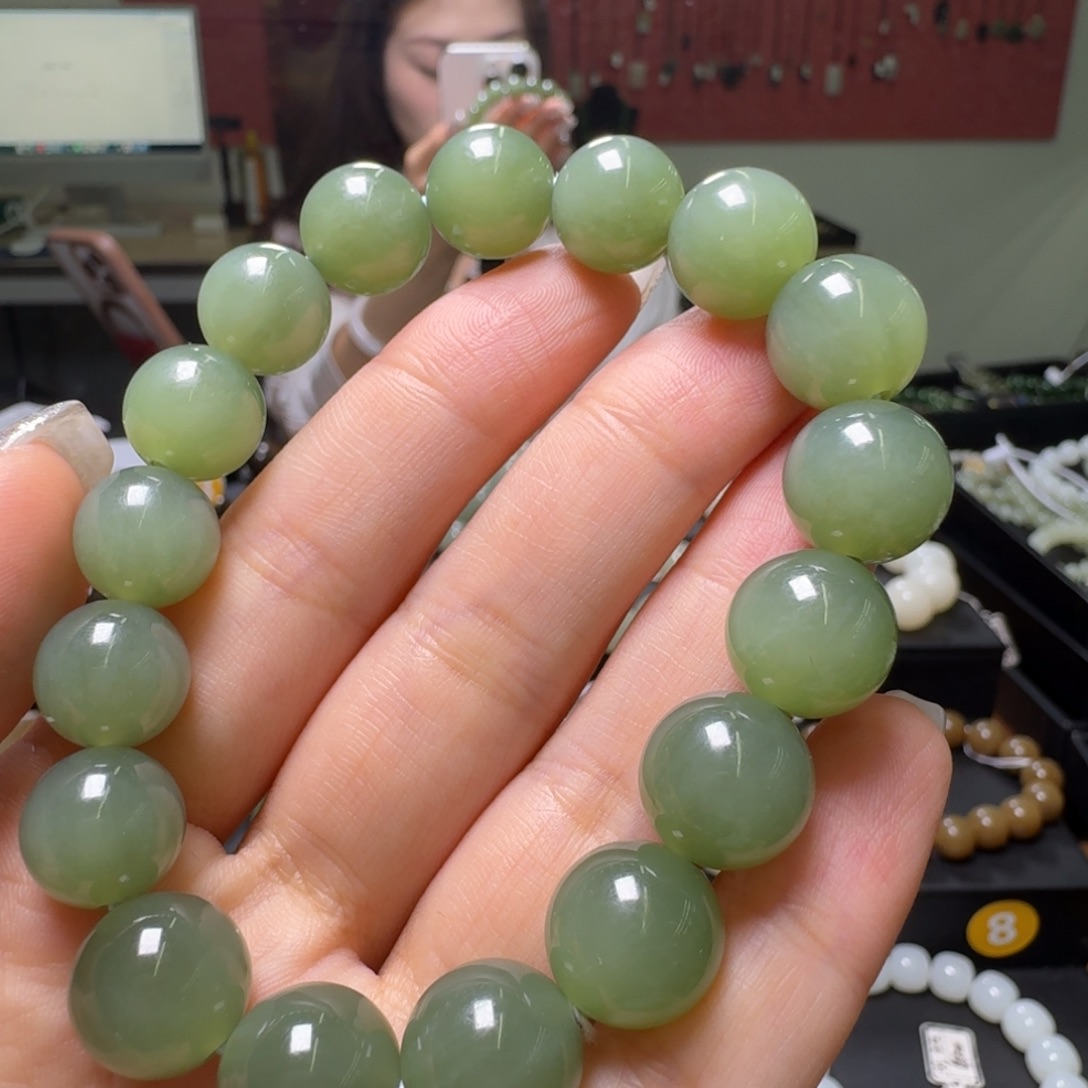 手串未镶嵌和田玉