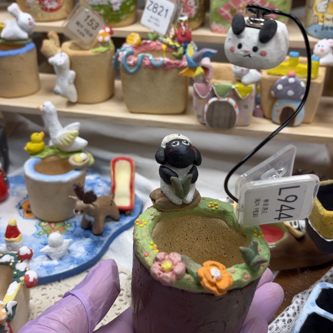 944小羊树桩花盆手绘