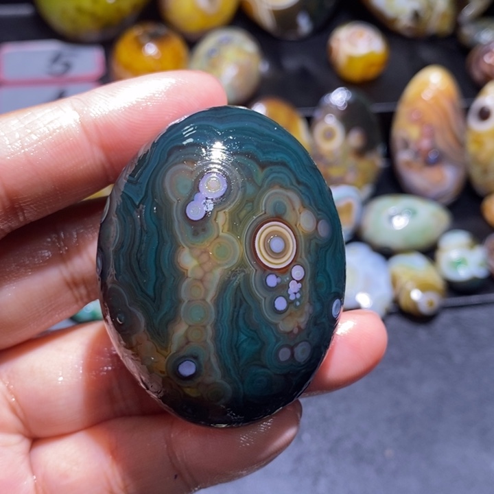 玛瑙/玉髓未镶嵌珠宝半成品157