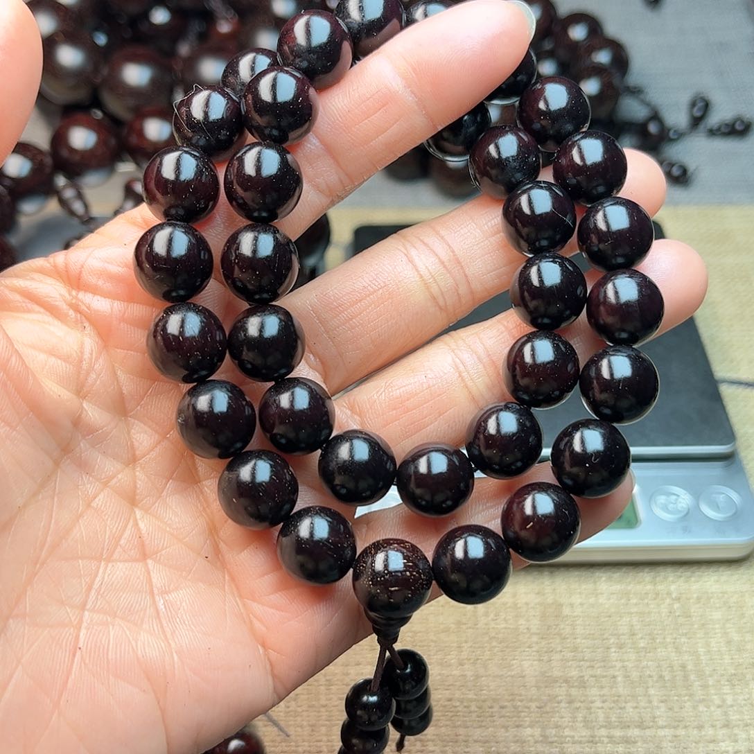 檀香紫檀（小叶紫檀）1.2 手持