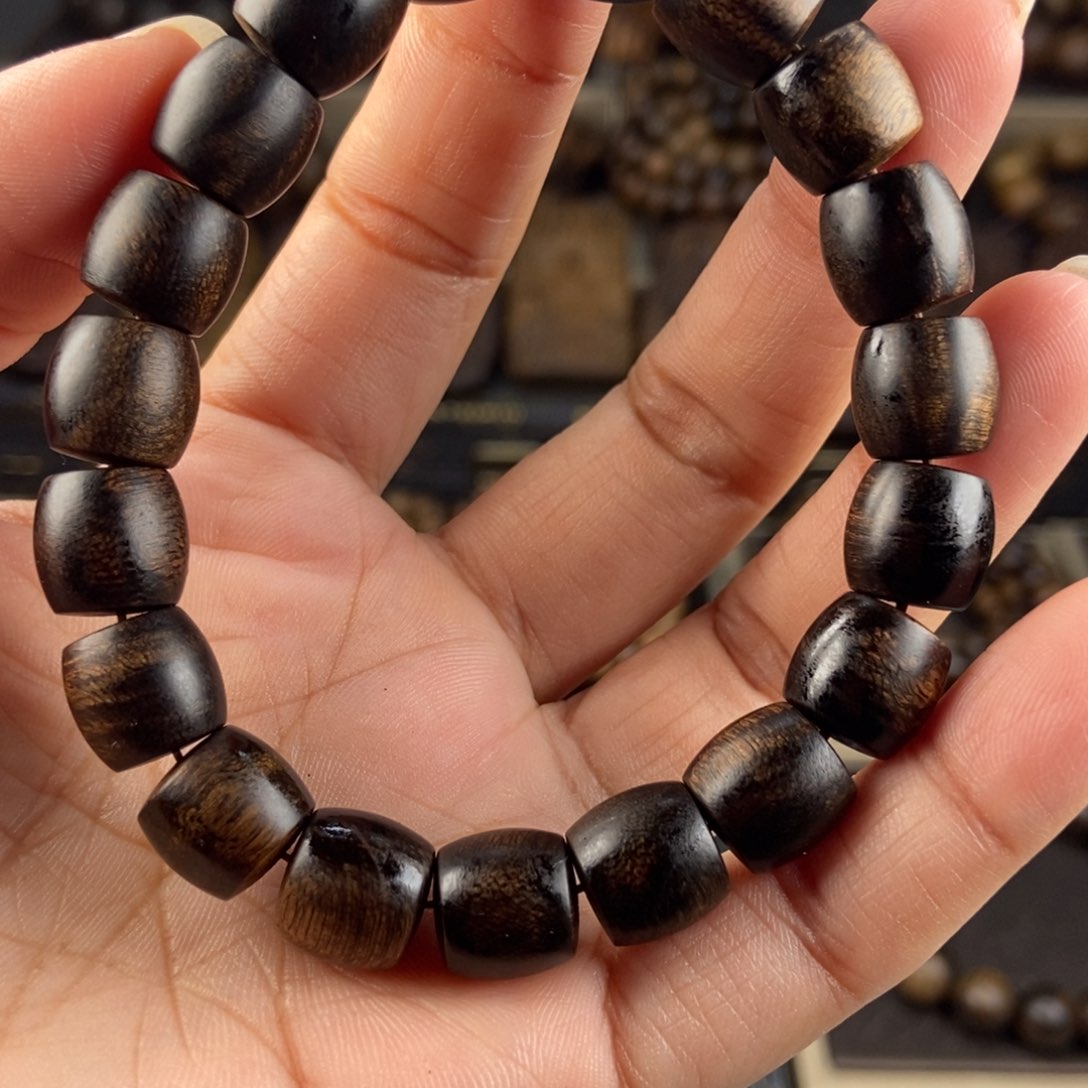 沉香手串菊**溢越南芽庄留疤白棋楠