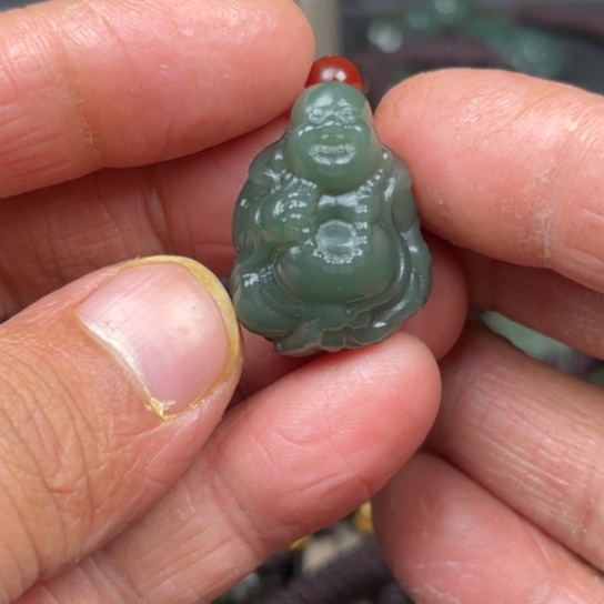 和田玉吊坠未镶嵌