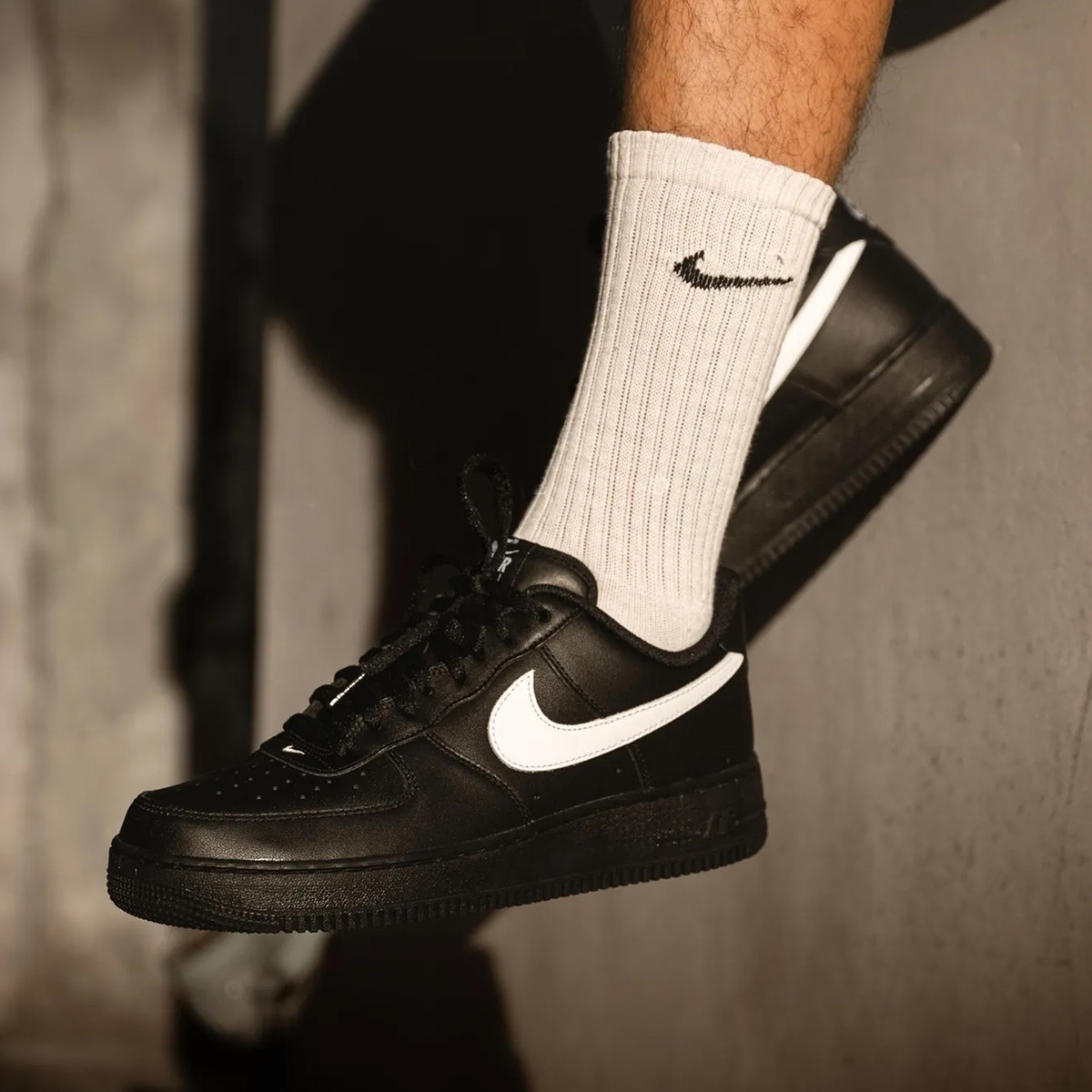 耐克｜【空军一号】AF 1 '07黑白低帮男子运动休闲板鞋