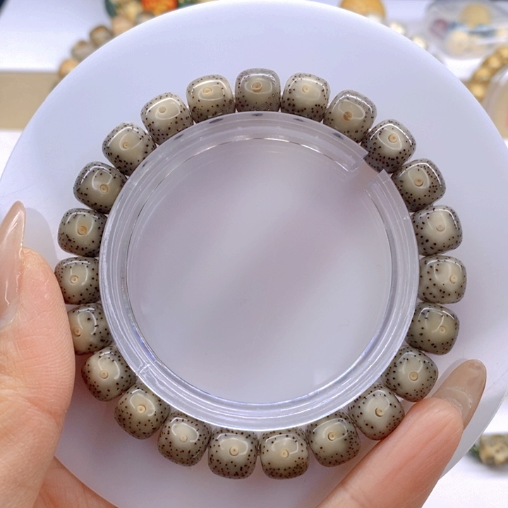 星月菩提手串10大眼黄金瞳