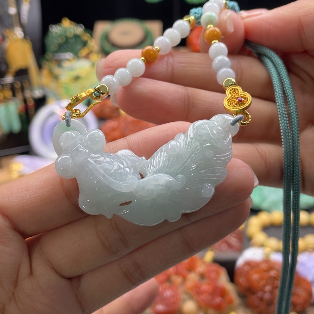 翡翠颈饰未镶嵌代编织