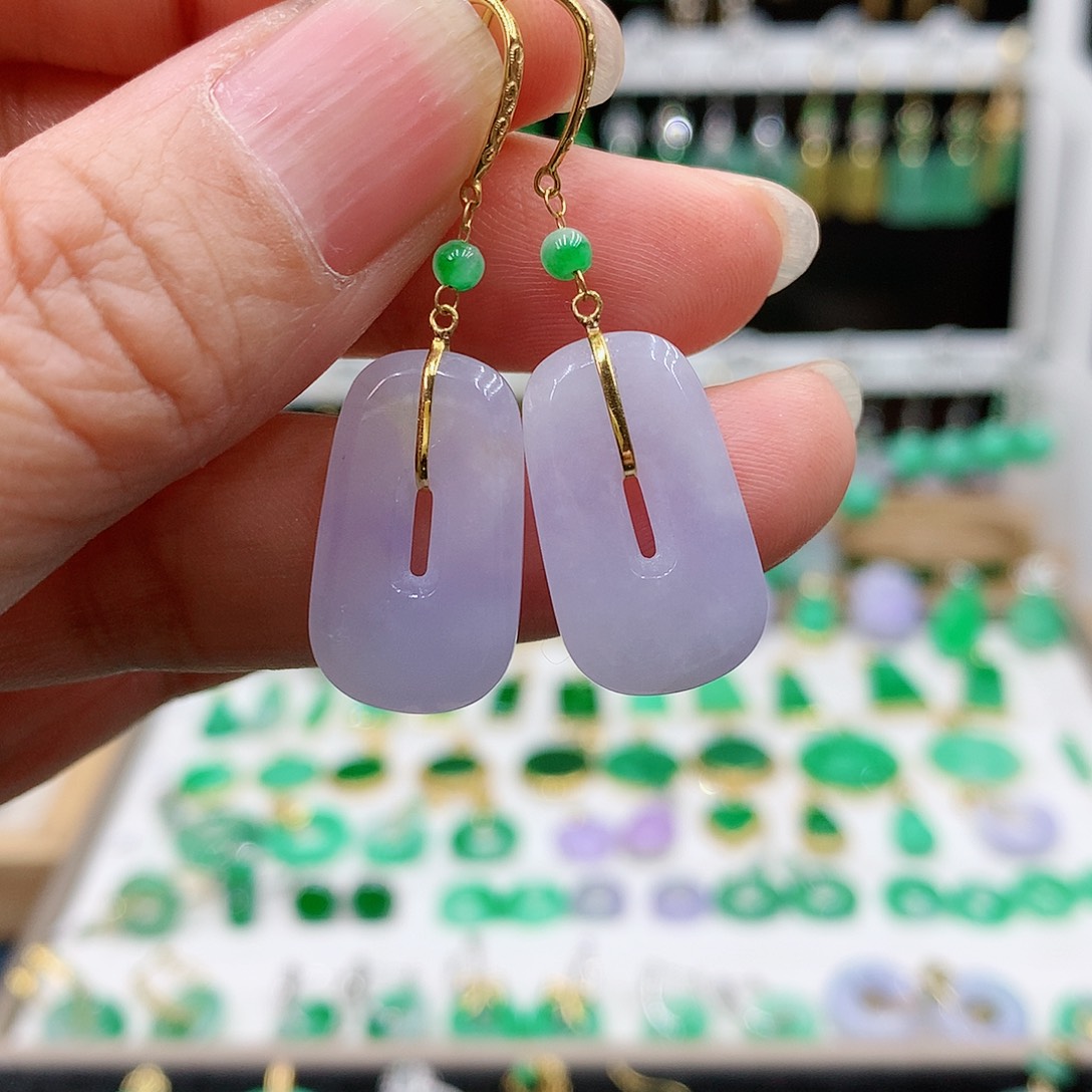 翡翠耳饰18K金镶嵌的