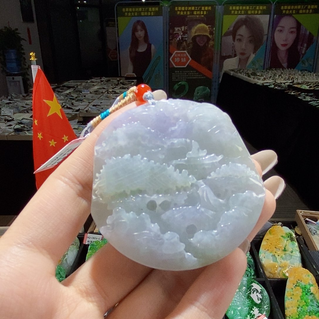 颈饰未镶嵌翡翠翡翠