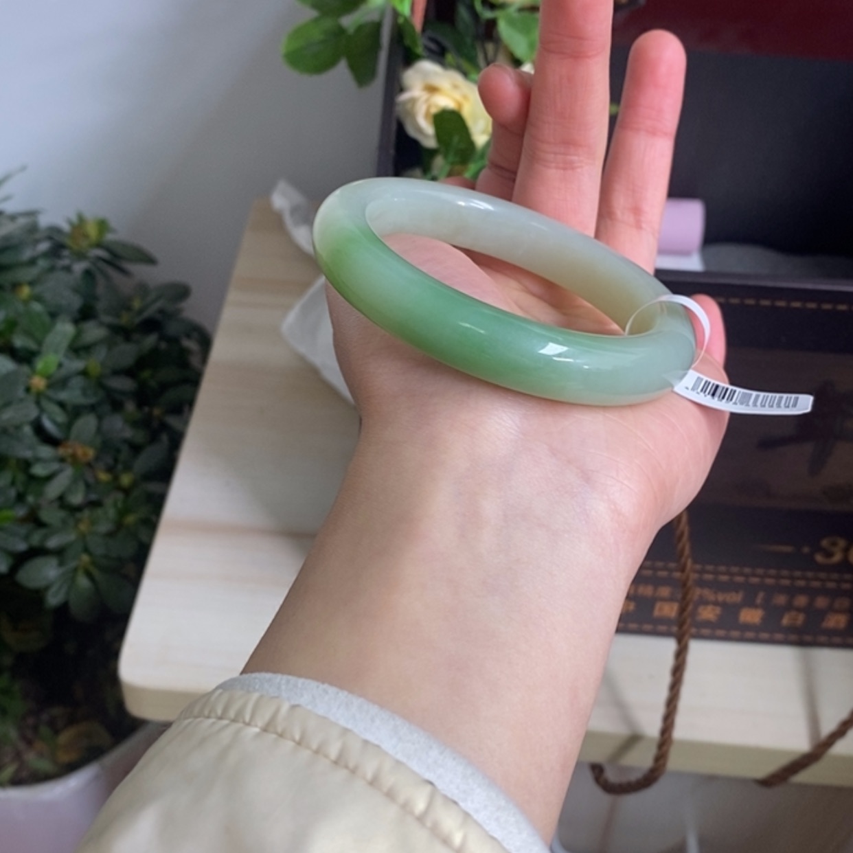 【闪购商品】和田玉手镯未镶嵌