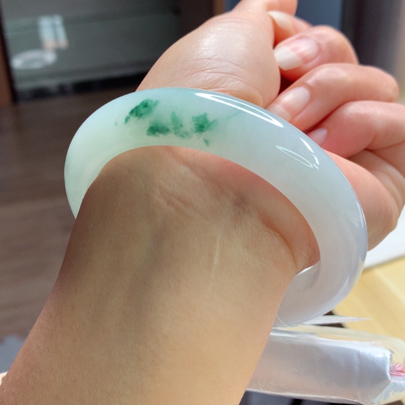 【闪购商品】翡翠手镯未镶嵌天然翡翠手镯