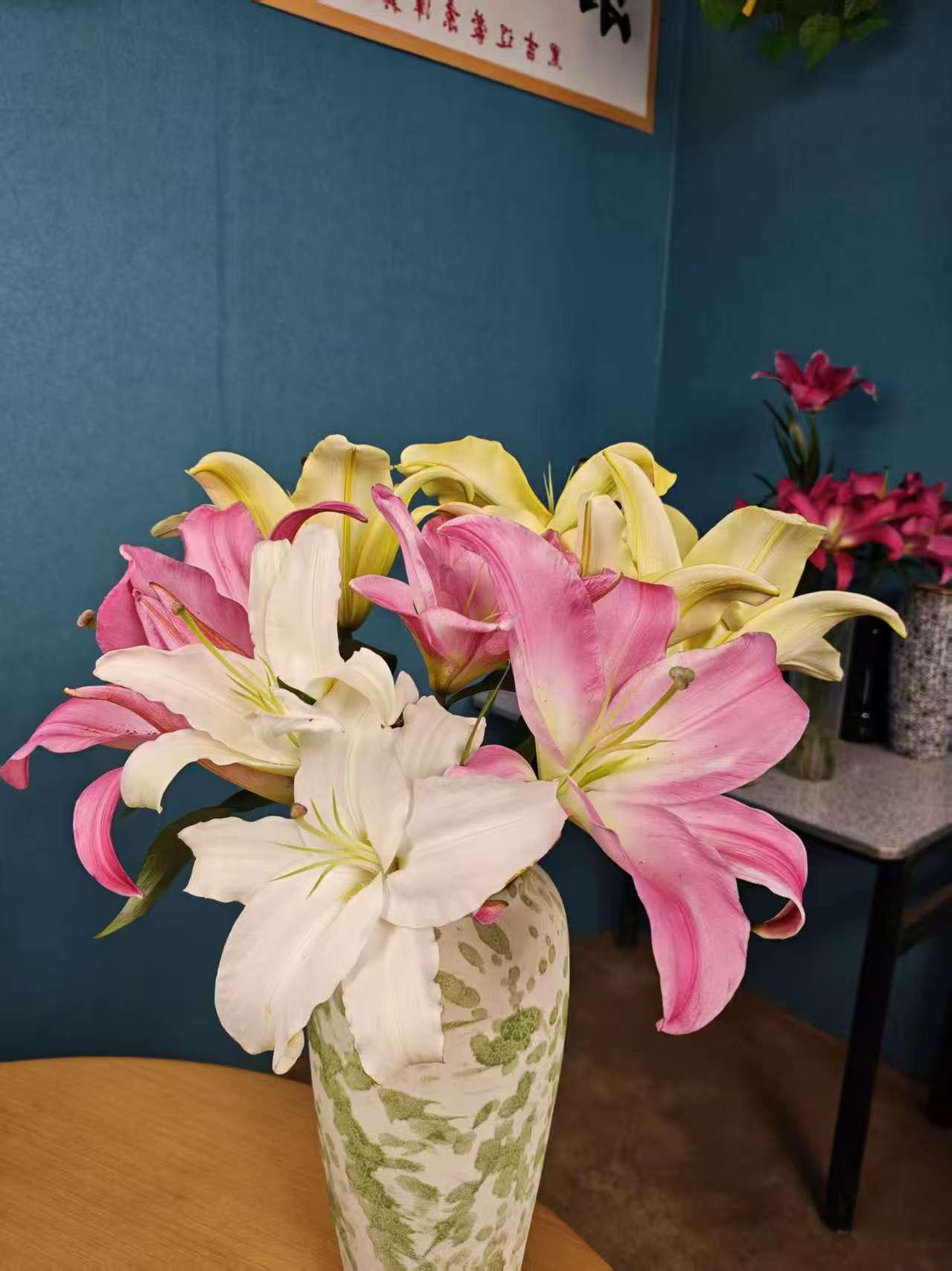 三色单瓣粉白黄百合鲜切花顺丰包邮水养鲜花