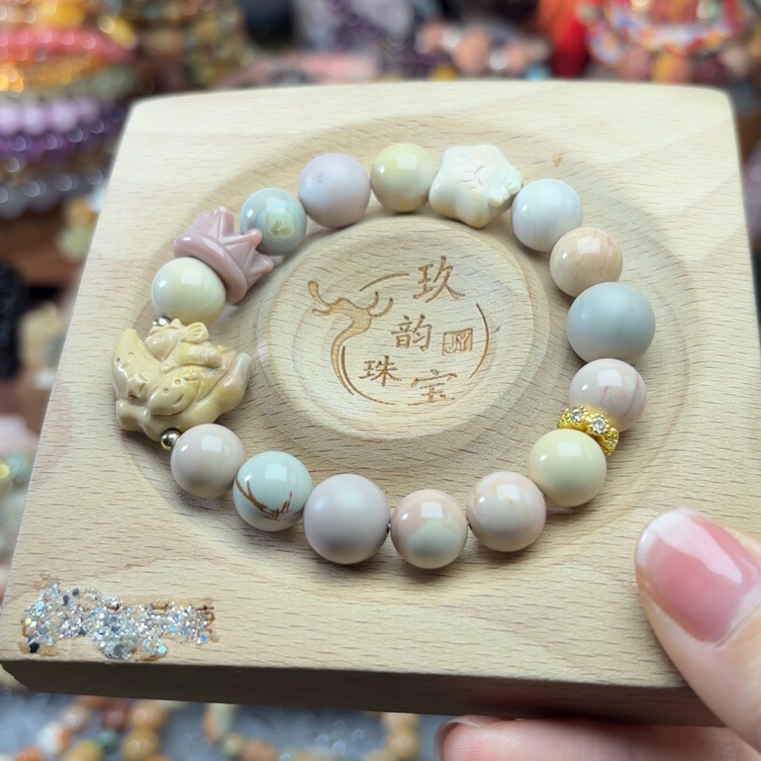 石英质玉未镶嵌珠宝半成品