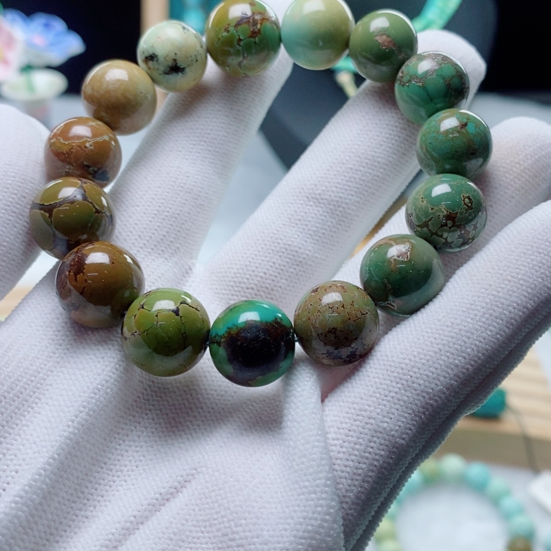 蜜***蜜绿松石未镶嵌珠宝半成品