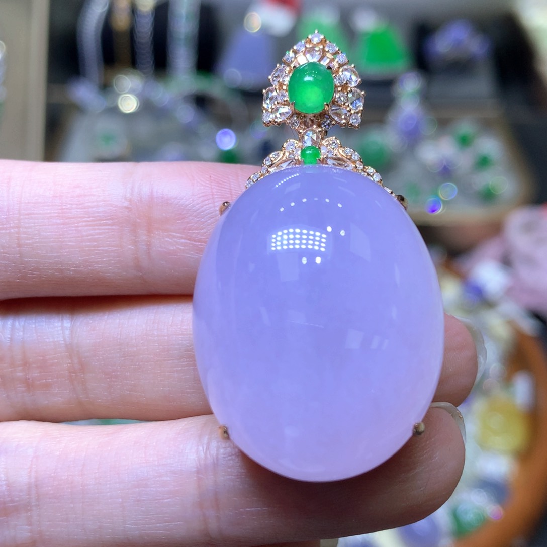 【闪购商品】翡翠颈饰18K金镶嵌翡翠吊坠项链