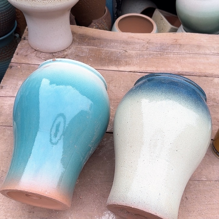 红陶准备好微瑕花盆来咯