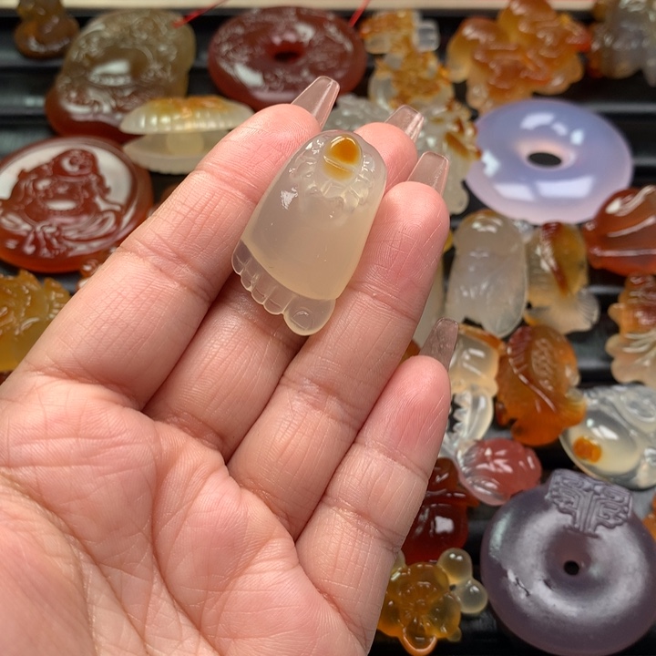 玛瑙/玉髓颈饰未镶嵌?**?